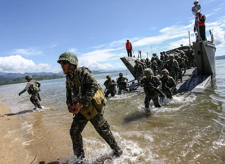 Binh lính Mỹ và Philippines trong một cuộc tập trận chung “Balikatan”