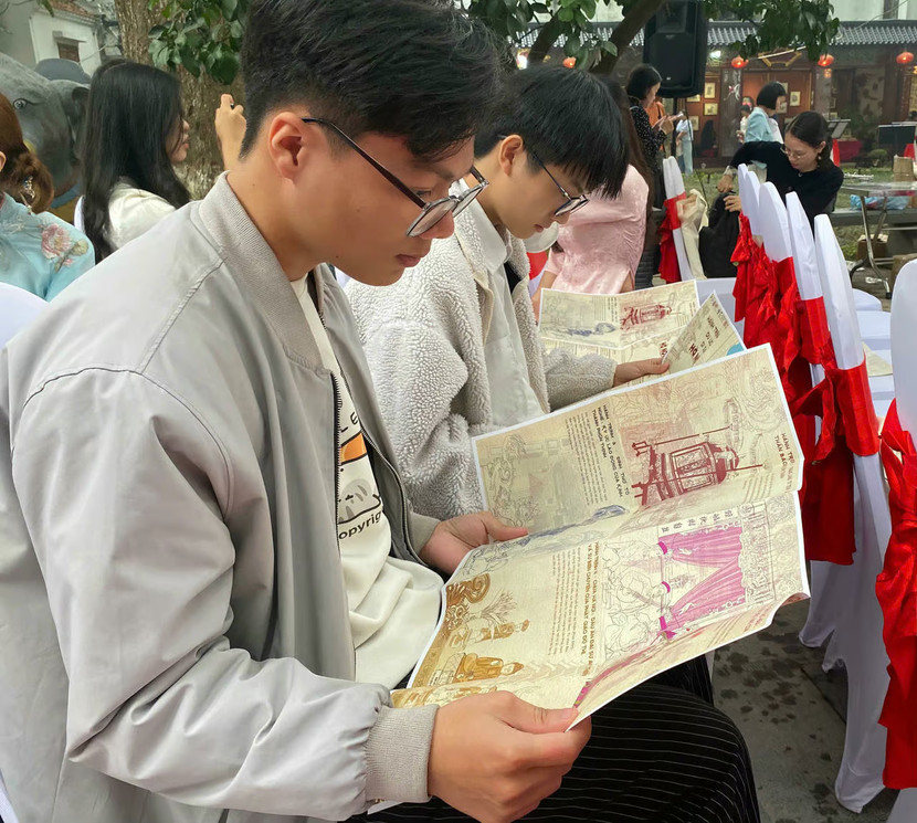 Dự án là một sáng kiến góp phần đào tạo các thế hệ trẻ gắn với thực tiễn phát huy di sản, văn hóa, Thăng Long – Hà Nội. Ảnh: Hương Ngọc