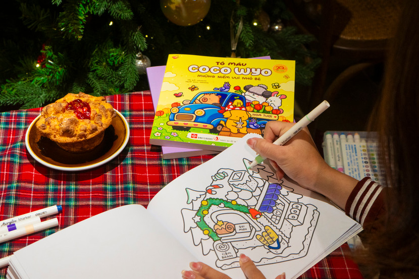 Sách tô màu Coco Wyo