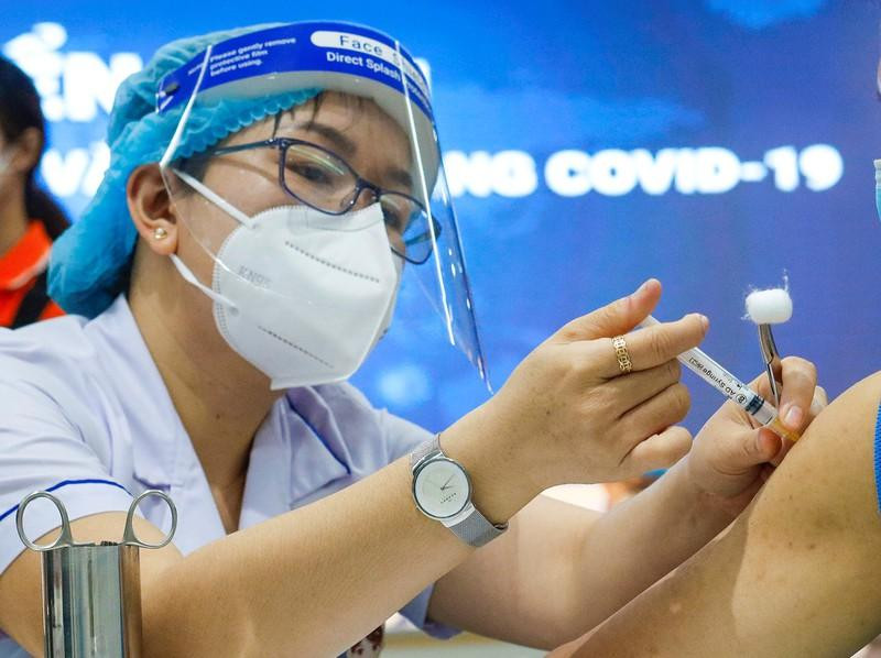 Từ tháng 11 tới sẽ triển khai tiêm vaccine cho trẻ 12-17 tuổi trên toàn quốc