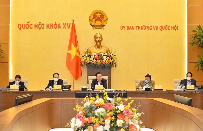 Chủ tịch Quốc hội Vương Đình Huệ phát biểu tại buổi làm việc