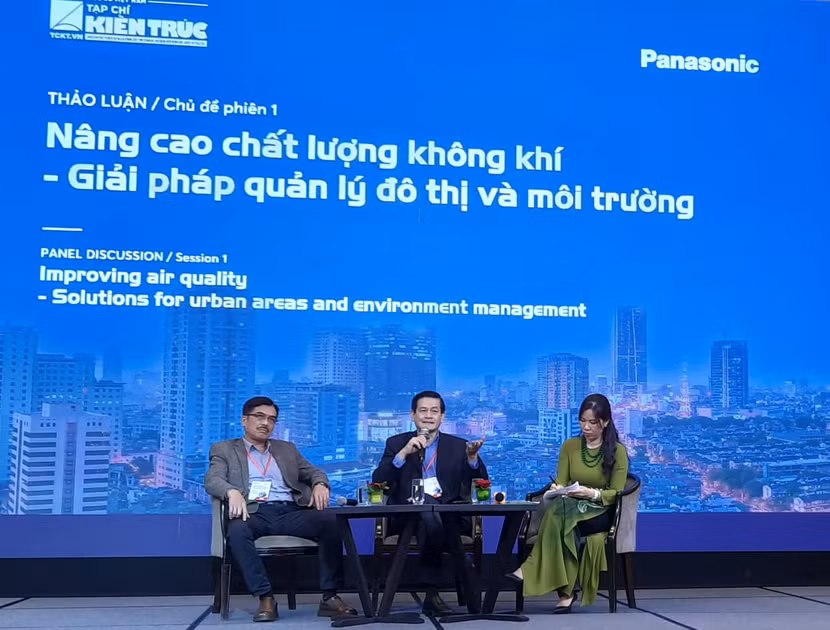 Các đại biểu thảo luận về các giải pháp nâng cao chất lượng không khí trong nhà ở