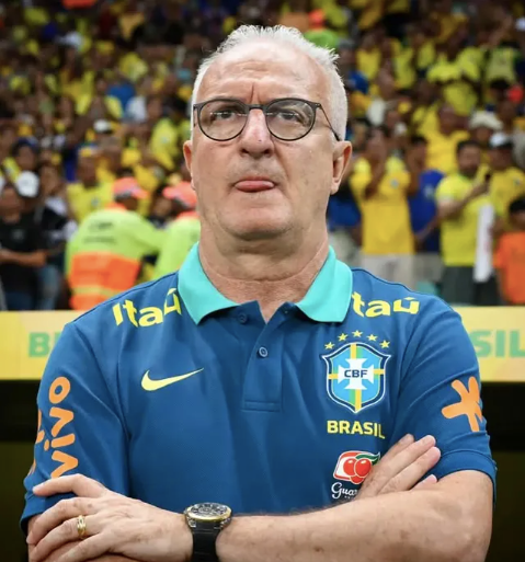 HLV Dorival Junior bị sa thải sau trận Brazil thảm bại 1-4 trước Argentina HLV Dorival Junior bị sa thải sau trận Brazil thảm bại 1-4 trước Argentina