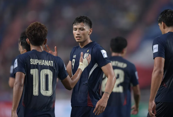 Patrik Gustavsson sẽ vắng mặt ít nhất 4 trận kế tiếp của tuyển Thái Lan tại vòng loại cuối Asian Cup 2027