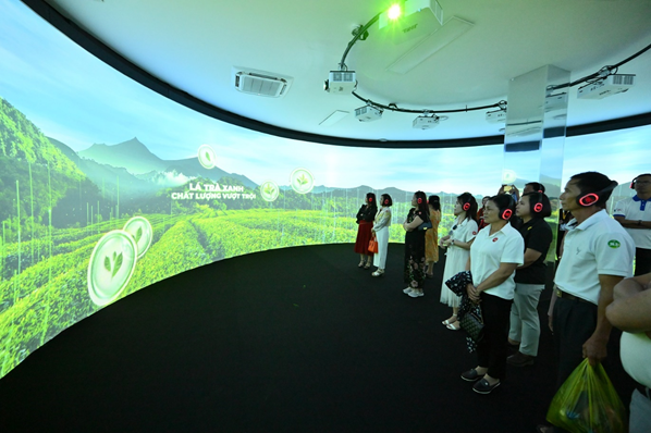 Những câu chuyện về nỗ lực phát triển các sản phẩm từ nguyên liệu tự nhiên, tốt cho sức khỏe người tiêu dùng được tái hiện lại trong hành trình 30 năm qua Những câu chuyện về nỗ lực phát triển các sản phẩm từ nguyên liệu tự nhiên, tốt cho sức khỏe người tiêu dùng được tái hiện lại trong hành trình 30 năm qua