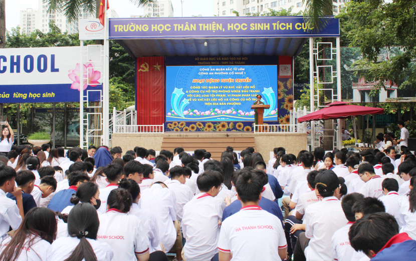 Buổi tuyên truyền đưa đến cho các em học sinh nhiều thông tin thiết thực Buổi tuyên truyền đưa đến cho các em học sinh nhiều thông tin thiết thực