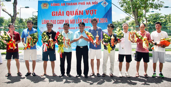 Dư âm đẹp giải Quần vợt Lãnh đạo CATP Hà Nội 2014 ảnh 4