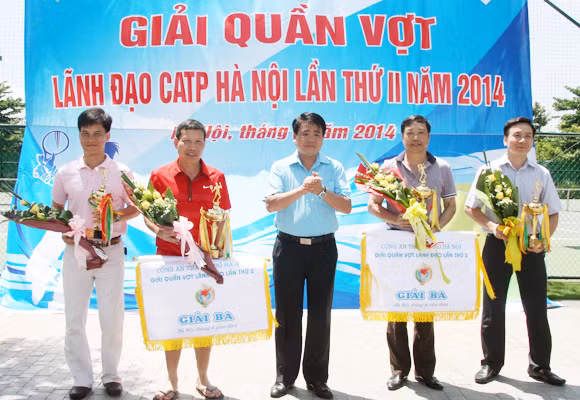 Dư âm đẹp giải Quần vợt Lãnh đạo CATP Hà Nội 2014 ảnh 3