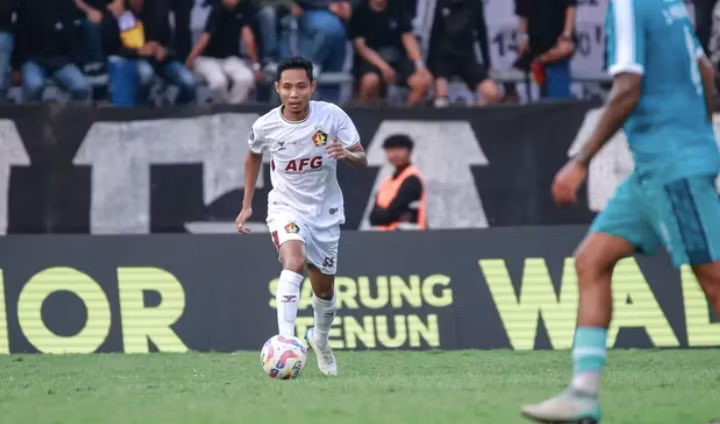 5 năm "chuyển khẩu" qua 6 CLB, Evan Dimas chọn giải hạng ba Indonesia để có thêm cơ hội ra sân
