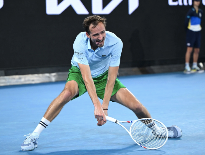 Daniil Medvedev, người từng 3 lần vào chung kết Australia mở rộng trong sự nghiệp nhận thất bại trước tay vợt 19 tuổi - Learner Tien Daniil Medvedev, người từng 3 lần vào chung kết Australia mở rộng trong sự nghiệp nhận thất bại trước tay vợt 19 tuổi - Learner Tien
