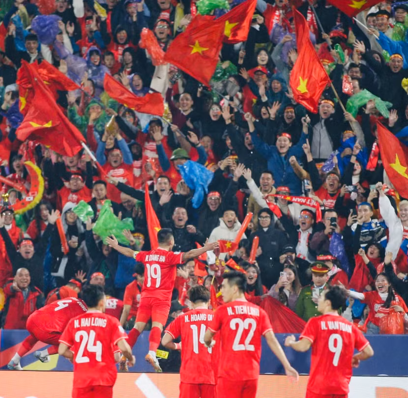 Tuyển Việt Nam lập kỷ lục toàn thắng sân nhà tại ASEAN Cup 2024 Tuyển Việt Nam lập kỷ lục toàn thắng sân nhà tại ASEAN Cup 2024