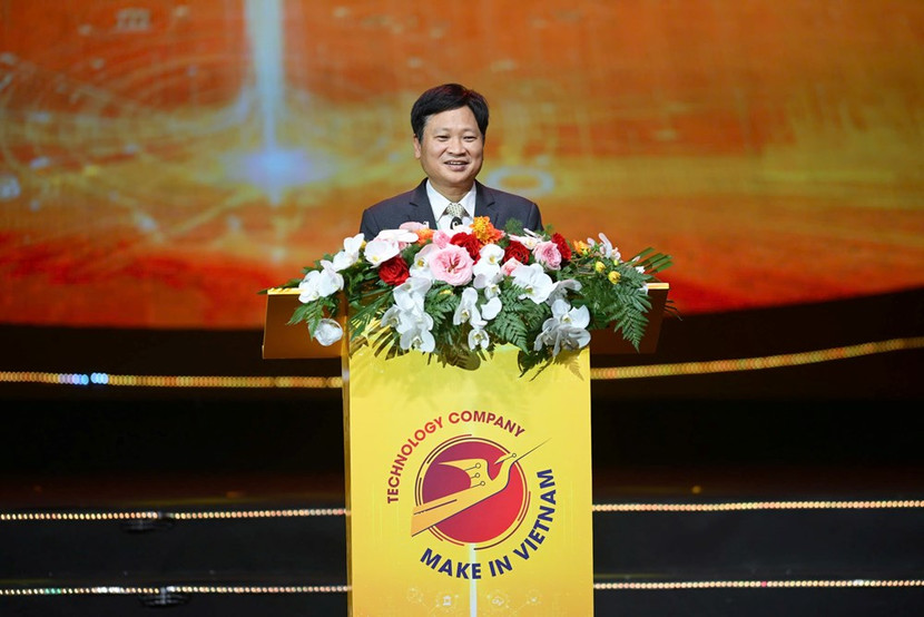 Ông Nguyễn Khắc Lịch, Cục trưởng Cục Công nghiệp công nghệ thông tin và truyền thông, Bộ Thông tin và Truyền thông phát biểu tại hội thảo