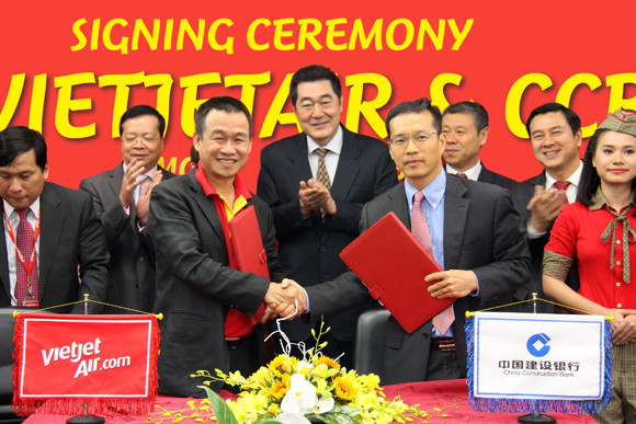 CCB và VietJetAir ký Hợp đồng hợp tác chiến lược toàn diện ảnh 1