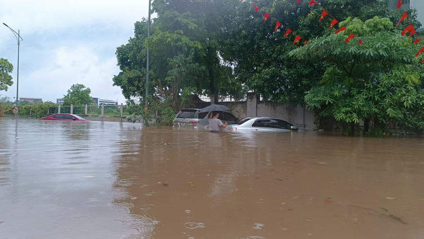 Nhiều khu vực ngập lụt nghiêm trọng