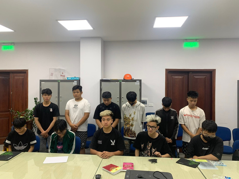 Nhóm đối tượng điều khiển xe máy tốc độ cao bị bắt giữ đêm 29-9 vừa qua