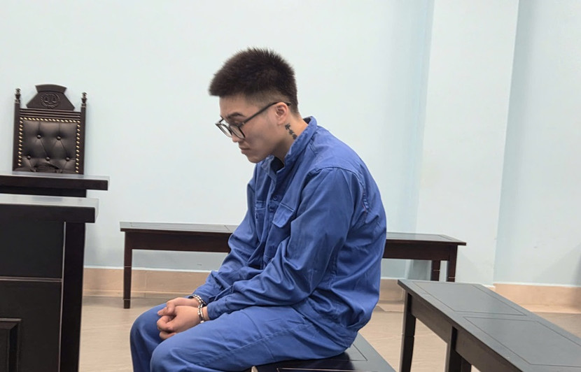 Đỗ Xuân Duy bị đưa ra xét xử tại phiên tòa.