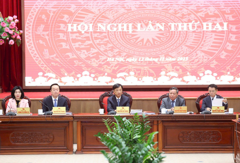 Ban Chấp hành Đảng bộ thành phố thống nhất biểu quyết các nội dung về công tác cán bộ