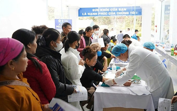 Hướng tới mục tiêu người dân được miễn các chi phí khám bệnh, chữa bệnh ở mức cơ bản trong phạm vi quyền lợi BHYT theo lộ trình