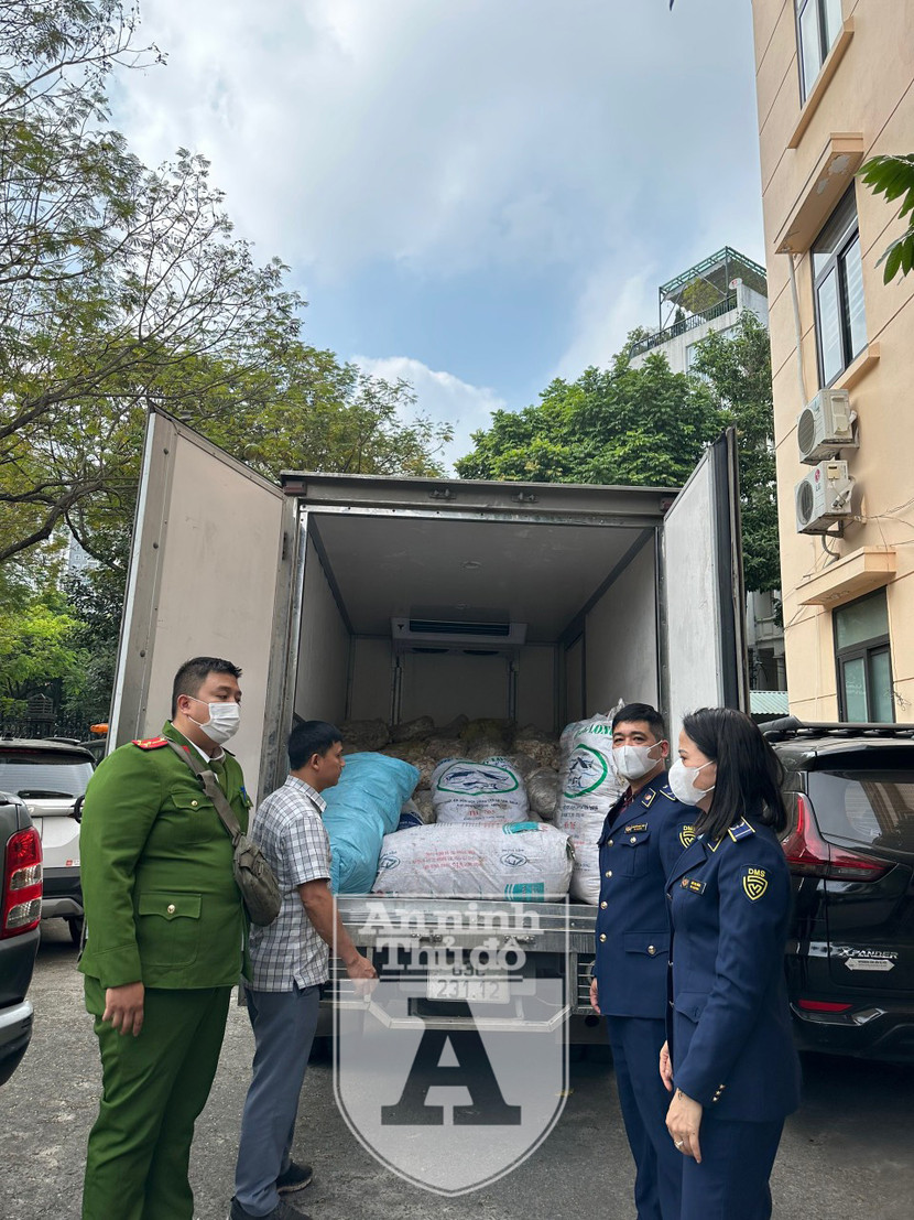 Toàn bộ số mỡ lợn này không rõ nguồn gốc xuất xứ