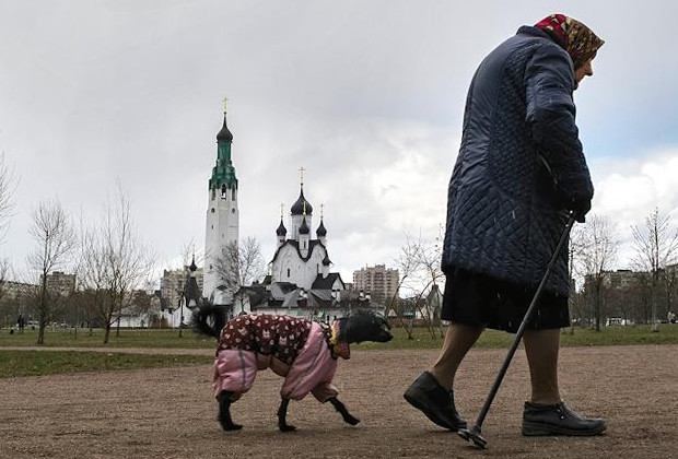Thu nhập của người Nga sụt giảm do dịch Covid-19 Thu nhập của người Nga sụt giảm do dịch Covid-19
