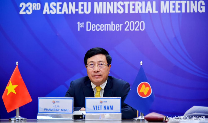 Phó Thủ tướng Phạm Bình Minh tham dự Hội nghị Bộ trưởng Ngoại giao ASEAN-EU lần thứ 23 Phó Thủ tướng Phạm Bình Minh tham dự Hội nghị Bộ trưởng Ngoại giao ASEAN-EU lần thứ 23