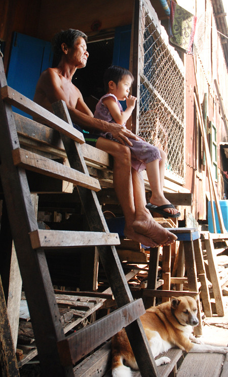 "Xóm nước đen" giữa lòng thiên đường biển đảo ảnh 16