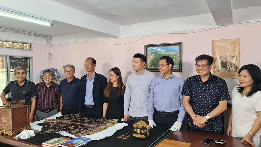 Hội đồng thẩm định do Sở Văn hóa và Thể thao Thừa Thiên Huế thành lập gồm 10 thành viên Hội đồng thẩm định do Sở Văn hóa và Thể thao Thừa Thiên Huế thành lập gồm 10 thành viên