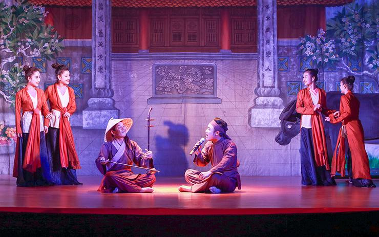 Nhà hát Chèo Hà Nội dựng chương trình kết hợp giữa chèo và rối nước "Long Thành diễn xướng" Nhà hát Chèo Hà Nội dựng chương trình kết hợp giữa chèo và rối nước "Long Thành diễn xướng"