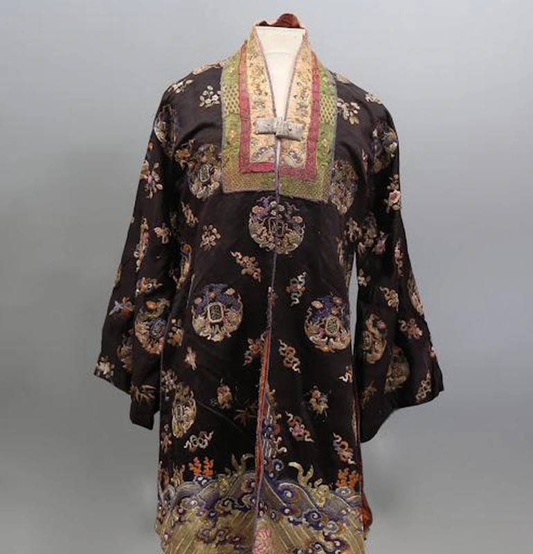 Áo Nhật Bình (Ảnh: Balclis). Áo Nhật Bình (Ảnh: Balclis).