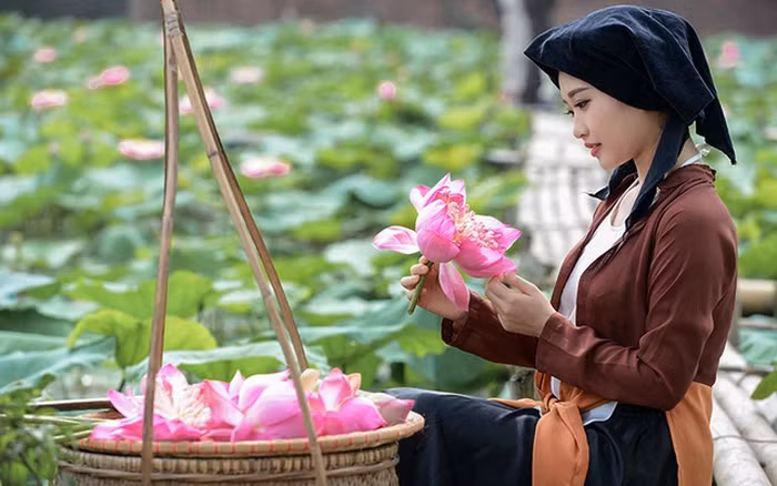 "Không gian sen trong đời sống văn hóa Việt" diễn ra từ ngày 16 đến ngày 19/4/2022 "Không gian sen trong đời sống văn hóa Việt" diễn ra từ ngày 16 đến ngày 19/4/2022