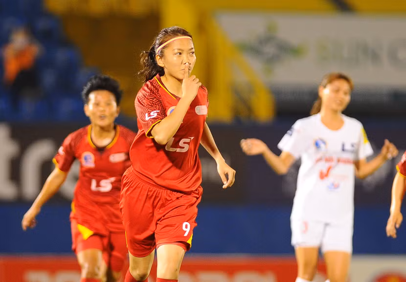 Huỳnh Như cùng đồng đội chỉ cần thêm 1 điểm để cầm chắc chức vô địch quốc gia 2020