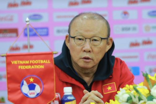 HLV Park Hang-seo bỏ ngỏ khả năng U22 có thể đánh bại ĐTQG, như một cách lên tinh thần cho các học trò trẻ trước hai trận giao hữu sắp tới HLV Park Hang-seo bỏ ngỏ khả năng U22 có thể đánh bại ĐTQG, như một cách lên tinh thần cho các học trò trẻ trước hai trận giao hữu sắp tới