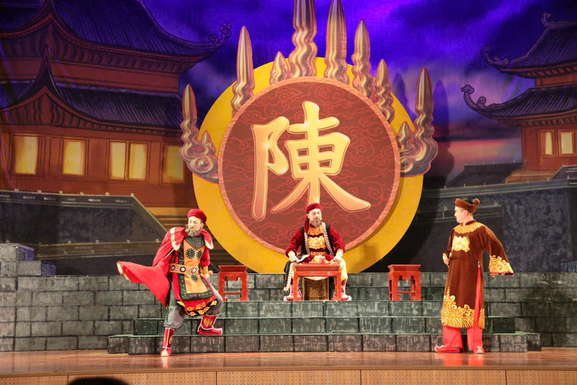 Nhà hát Chèo Bắc Ninh thi tài vở diễn "Thiên mệnh". Ảnh: NTBD