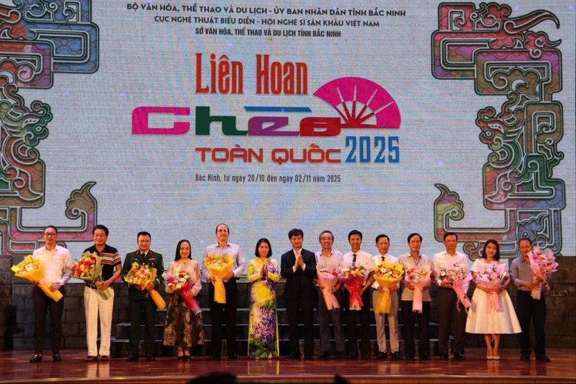 Các đơn vị nghệ thuật tham gia Liên hoan Chèo toàn quốc 2025. Ảnh: NTBD