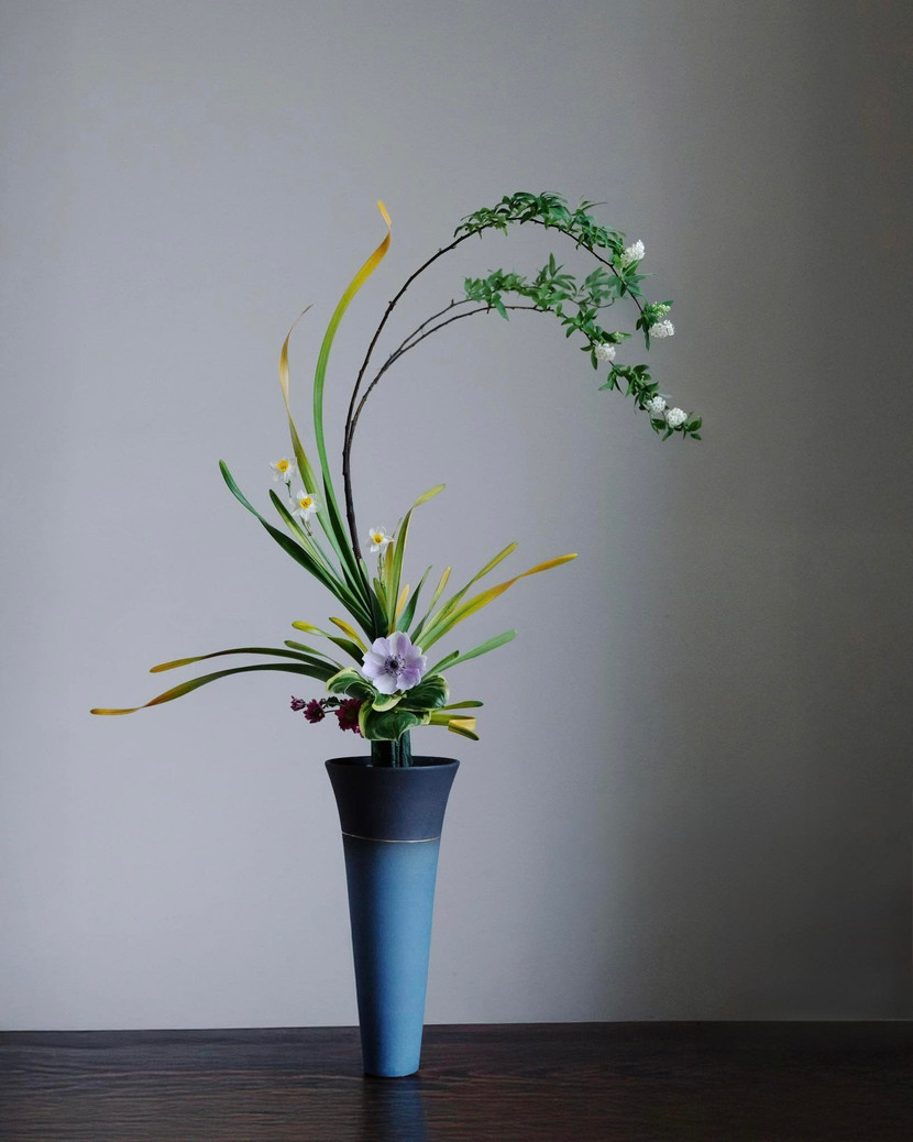 Nghệ thuật Ikebana ca ngợi vẻ đẹp của cây cỏ, sự sáng tạo của con người.