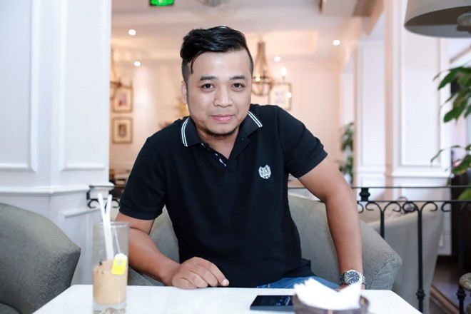 Đạo diễn sân khấu Phùng Tiến Minh