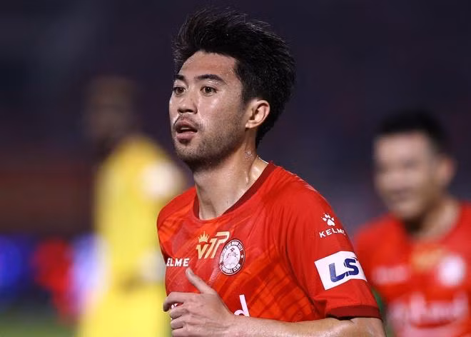 Lee Nguyễn tái xuất V-League trong màu áo CLB TP.HCM