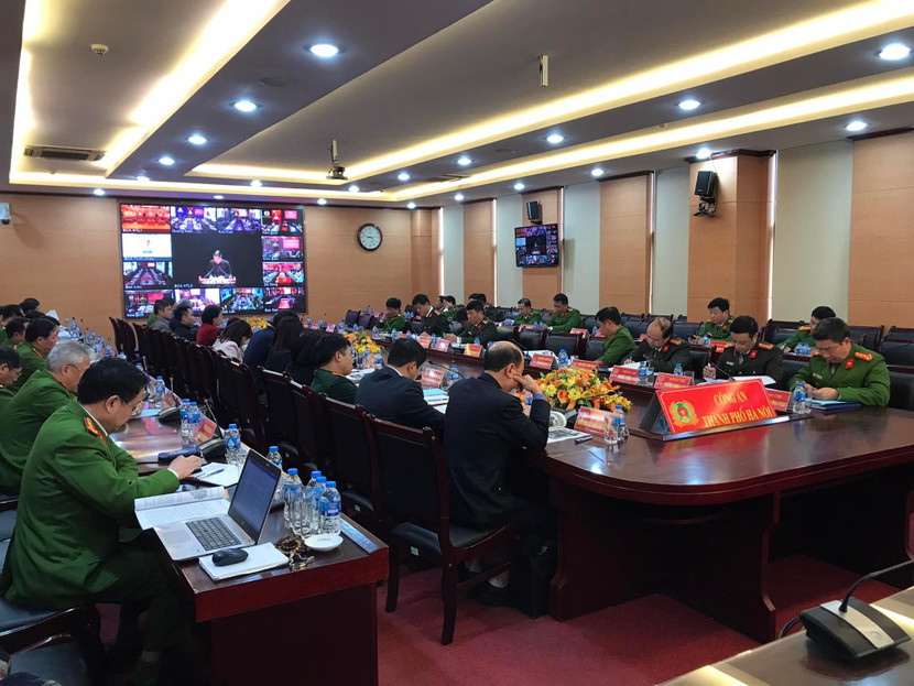 Đại diện các đơn vị tham dự hội nghị Đại diện các đơn vị tham dự hội nghị