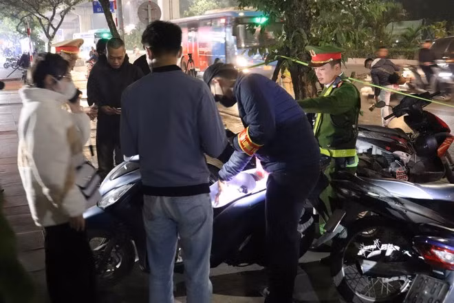 Các tổ công tác 141 đã phát huy được hiệu quả trong trấn áp "tội phạm đường phố" Các tổ công tác 141 đã phát huy được hiệu quả trong trấn áp "tội phạm đường phố"
