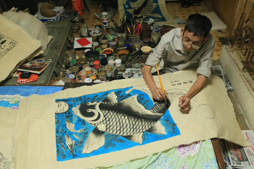 Ông Lê Đình Nghiêm (66 tuổi) - người được xem như nghệ nhân cuối cùng của dòng tranh dân gian Hàng Trống