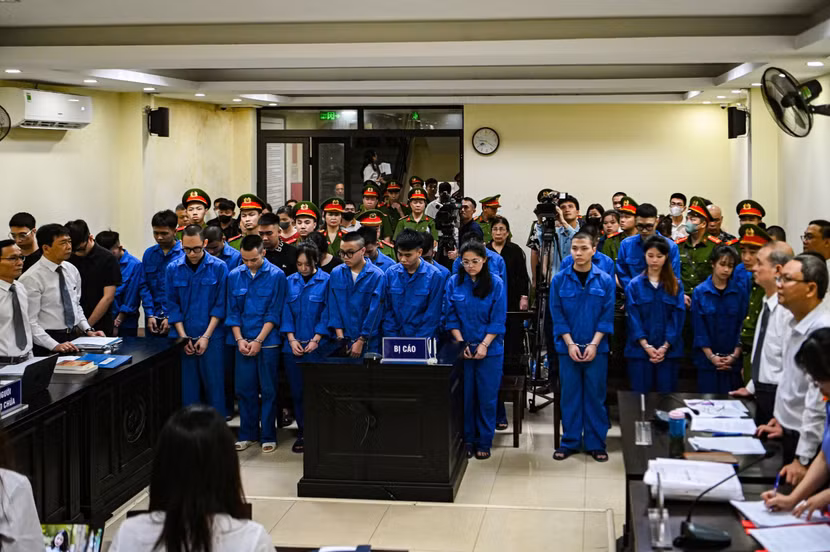 Toàn cảnh phiên tòa xét xử sơ thẩm