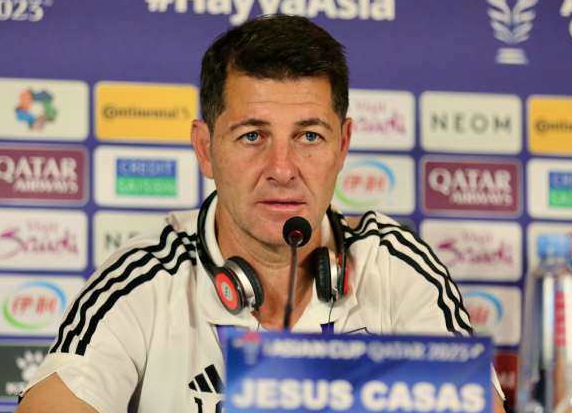 HLV Jesus Casas tuyên bố mục tiêu 3 điểm ở trận gặp Việt Nam ngày 24-1 HLV Jesus Casas tuyên bố mục tiêu 3 điểm ở trận gặp Việt Nam ngày 24-1