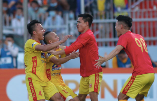 CLB Thanh Hoá lột xác ngoạn mục sau chuỗi trận bết bát đầu mùa