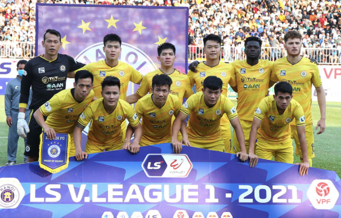 Cửa vô địch V-League 2021 của Hà Nội FC đang rất hẹp