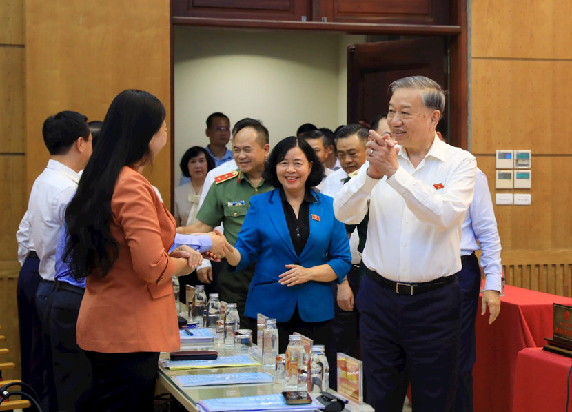 Tổng Bí thư Tô Lâm tiếp xúc cử tri Hà Nội Tổng Bí thư Tô Lâm tiếp xúc cử tri Hà Nội