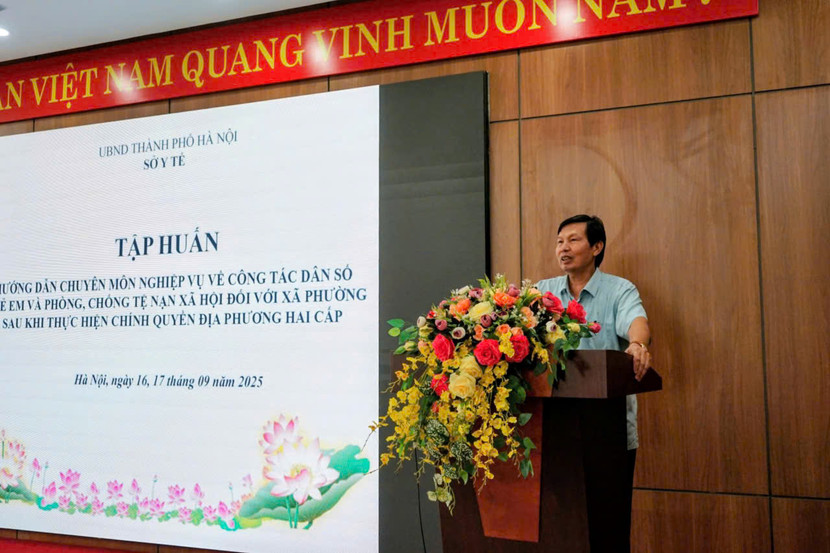 Phó Giám đốc Sở Y tế Hà Nội Trần Văn Chung phát biểu tại hội nghị