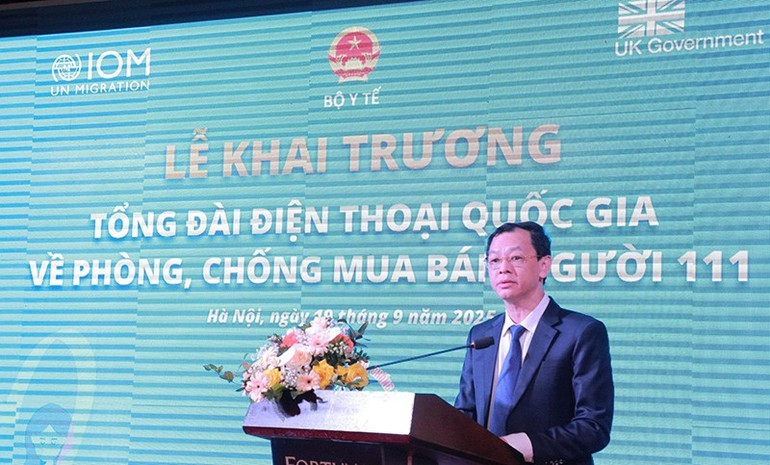 Thứ trưởng Bộ Y tế Nguyễn Tri Thức phát biểu tại lễ khai trương