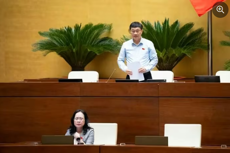 Phó Chủ tịch Quốc hội Vũ Hồng Thanh phát biểu một số nội dung thảo luận trong hội nghị