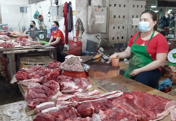 Giá thịt lợn tăng cao trong tháng 7 Giá thịt lợn tăng cao trong tháng 7