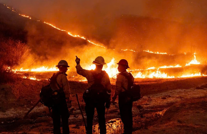 Nguyên nhân quan trọng khiến cháy rừng trở thành thảm họa nghiêm trọng nhất trong lịch sử nước Mỹ là do biến đổi khí hậu Nguyên nhân quan trọng khiến cháy rừng trở thành thảm họa nghiêm trọng nhất trong lịch sử nước Mỹ là do biến đổi khí hậu